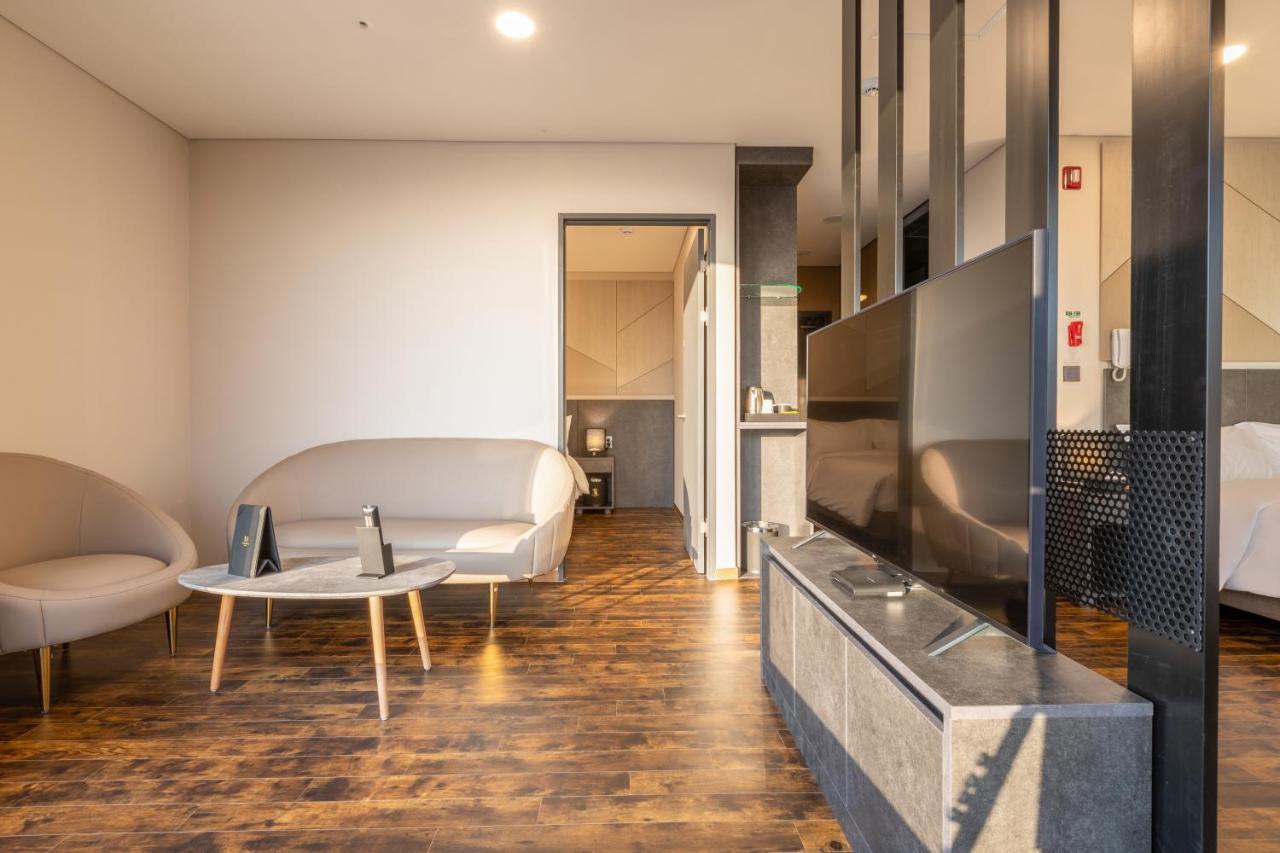 Urban-est โรงแรม
