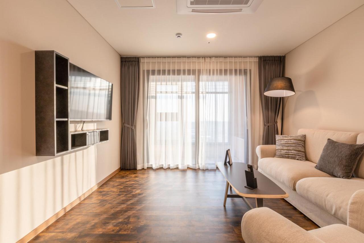 Urban-est โรงแรม 3*